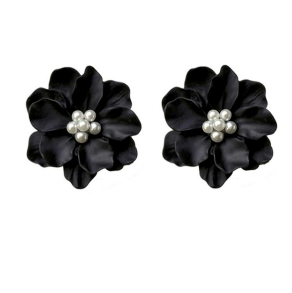 *Sami* Black Flower Earrings - Picture 2 of 2